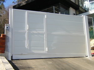 Paneles al corte para realizar portones y portillas